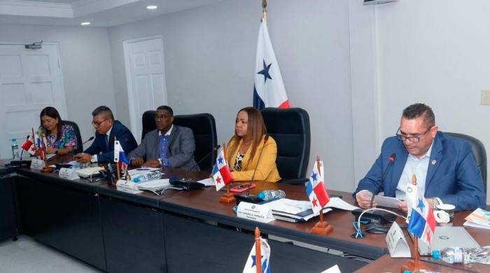 La Comisión de Presupuesto suspendió por segunda ocasión, los trámites de 33 traslados de partidas que en total suman $91.5 millones.