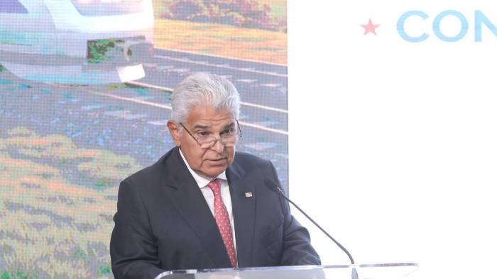 José Raúl Mulino, presidente de la República en conferencia de prensa sobre el ferrocarril Panamá - Chiriquí.