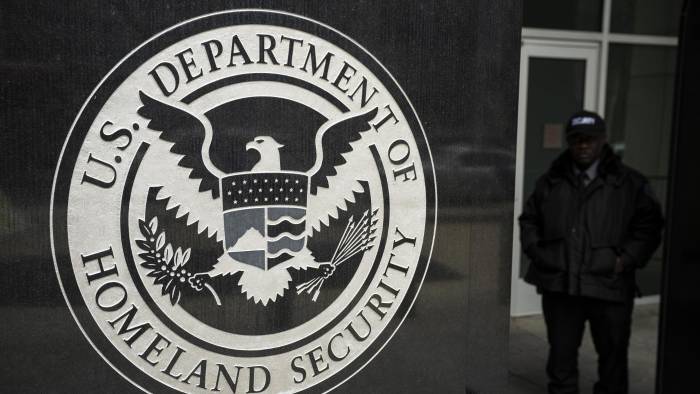 Los inmigrantes que expresen su decisión de autodeportarse voluntariamente ya no estarán en lo alto de la lista del ICE.