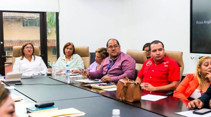 La Dirección Nacional de Recursos Humanos del Meduca detalló a los integrantes de las comisiones nacionales, sobre la actualización de los procesos de nombramiento de los instructores vocacionales.