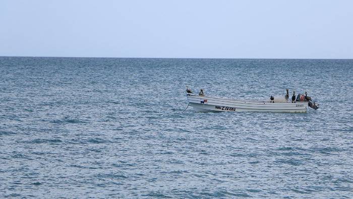 Lancha pesquera en el caribe panameño.