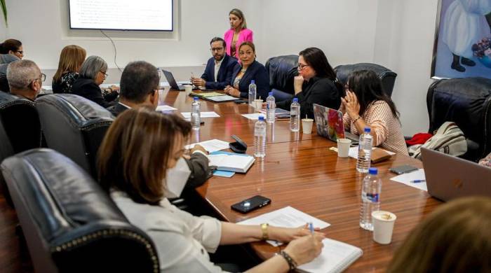 La norma, aprobada por la Asamblea Nacional, surgió de la Mesa Técnica de Medicamentos.