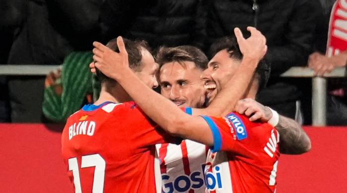 Los jugadores del Girona celebran un gol.