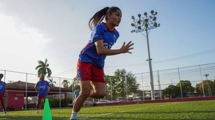 La Selección Femenina de Panamá se prepara para disputar la Copa Oro W.