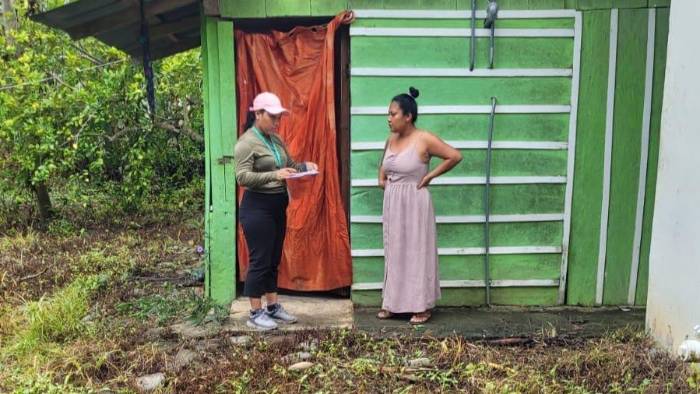El Minsa visita a las comunidades y da orientación a los residentes.