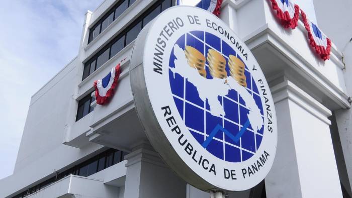 Este ahorro corriente del gobierno central lleva una tendencia negativa desde 2020.