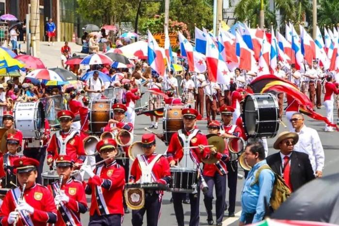 En el desfile participarán 45 delegaciones estudiantiles, 11 bandas independientes y la banda internacional Nuevo Milenio, procedente de Costa Rica.