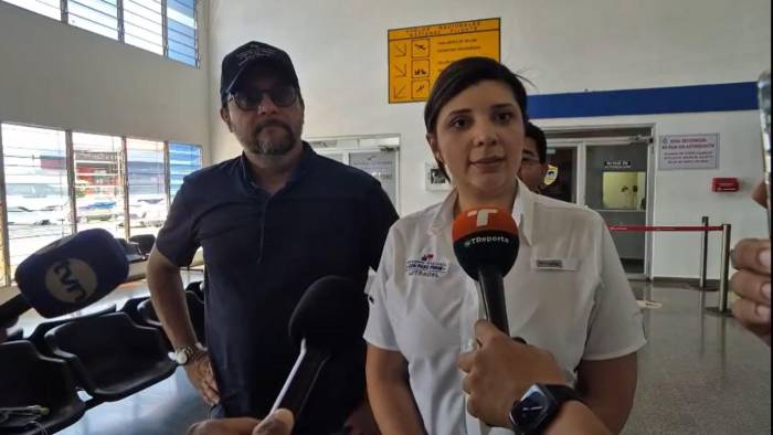 Muñoz reveló que los sindicalistas se comunicaron con ella a la 1:00 p.m.