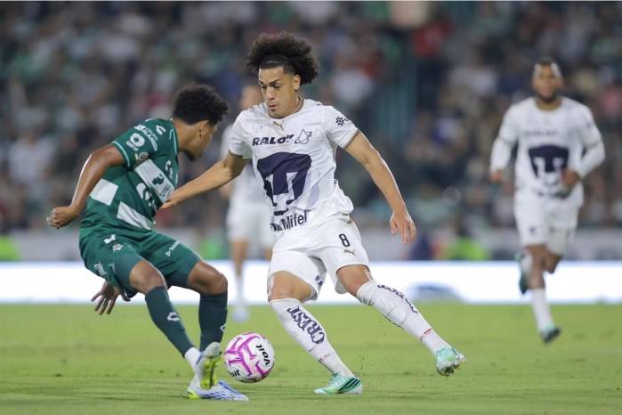 El futbolista Adalberto Carrasquilla.