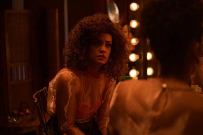 Vemos a una Milly que lucha por ser cantante, madre y esposa, así como una mujer que supera sus miedos y pérdidas.