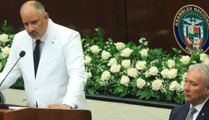 Jorge Herrera destaca diálogo y consensos en su discurso de cierre