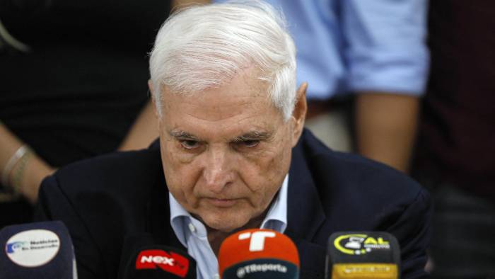 El trámite del asilo concedido a Martinelli estuvo a cargo de Juan Fernández, asesor de la Cancillería y exesposo de Ángela Benedetti.