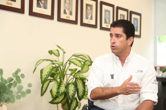 José Ramón Icaza, ministro de asuntos del canal de Panamá.