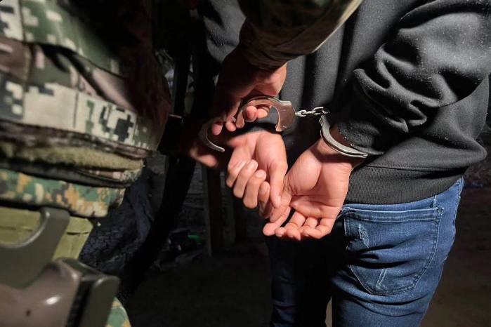 Durante los operativos también se decomisaron tres vehículos.