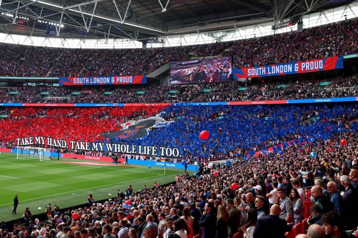 El legendario Estadio de Wembley, reconstruido en 2007, acoge la 144 edición de la FA Cup. Desde 1923 ha sido la sede, salvo en los años de los trabajos realizados.