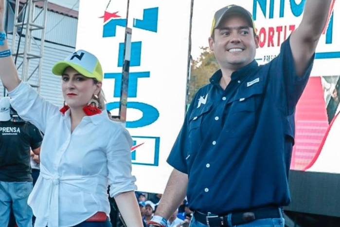 Carrizo y Spiegel se encontraban en la ciudad de Guatemala cuando se conoció sobre la orden de aprehensión y conducción.