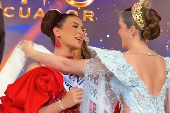 Abdalá Bucaram rompe en llanto por la coronación de su nieta y denuncia xenofobia