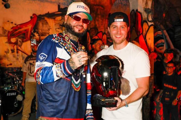 Farruko es honrado en Panamá con la Llave de la Ciudad