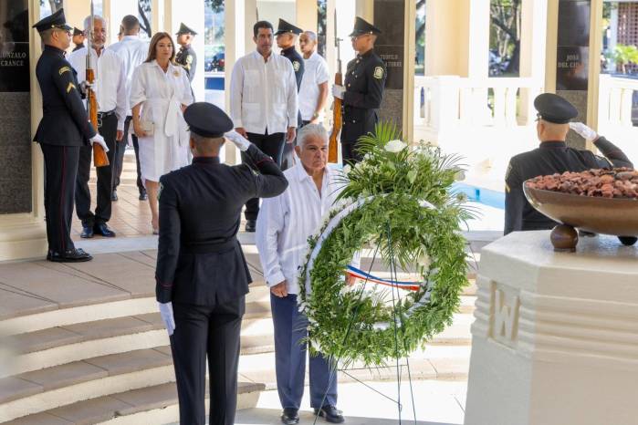 Los actos para recordar a los mártires del 9 de enero fueron encabezados por el presidente José Raúl Mulino.