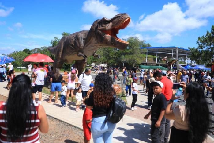 Parque temático “Tierra Jurásica” en Panamá Norte