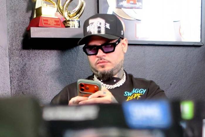 Farruko rompe el silencio y revela por qué dejó el cristianismo.