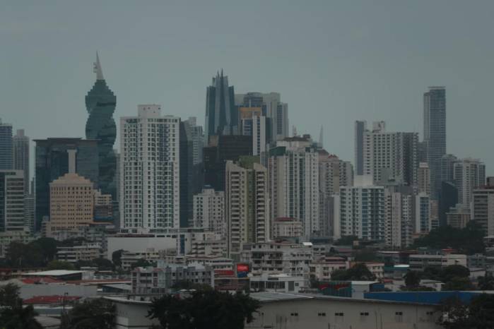 Bancos en Panamá suspenderán la atención presencial durante las fiestas patrias