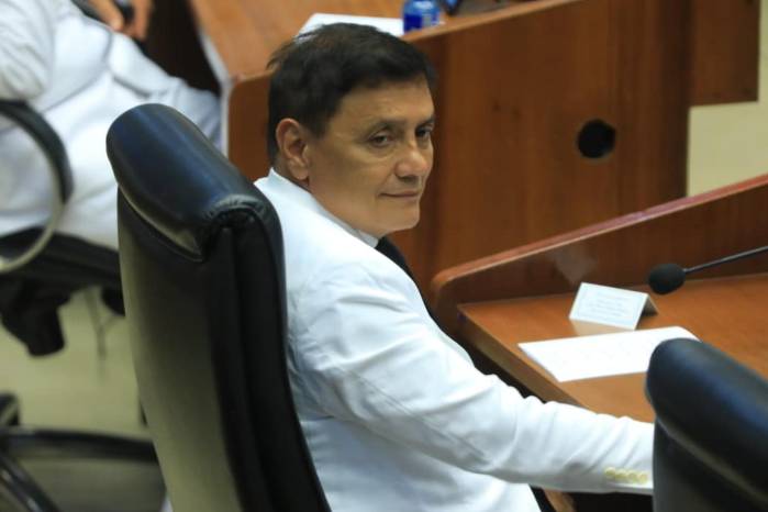 Manuel Cheng integra la nueva junta directiva de la Asamblea con 43 votos