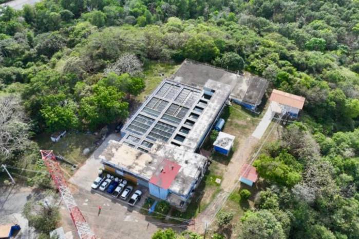 El Idaan programó una reducción del 50 % en la producción de la planta Roberto Reyna.