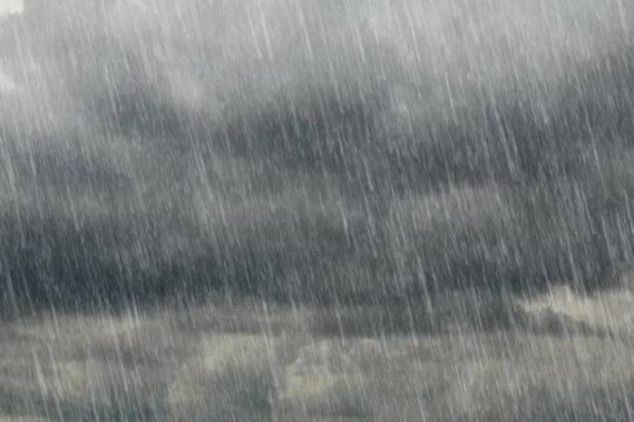 El Imhpa advierte sobre aguaceros con tormentas en la tarde y precaución por oleaje en el Pacífico