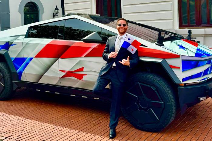 Mayer Mizrachi viaja a Miami en busca de traer los Latin Billboard