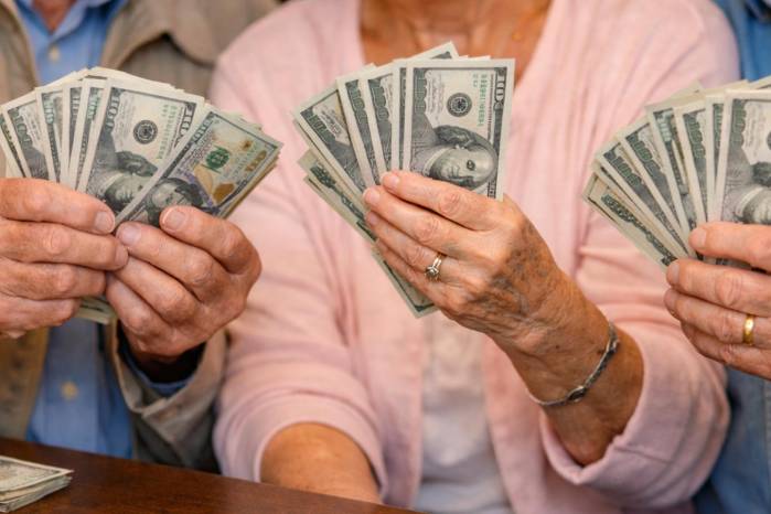 La Caja de Seguro Social fija día de depósito y entrega de cheques a jubilados y pensionados