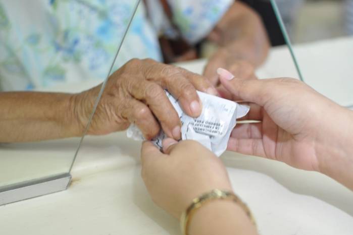 Licitación de $91 millones permitirá a la CSS asegurar tratamientos esenciales.