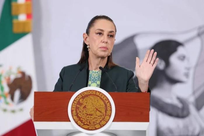 México restringirá el uso de celulares en escuelas desde el 3 de noviembre.