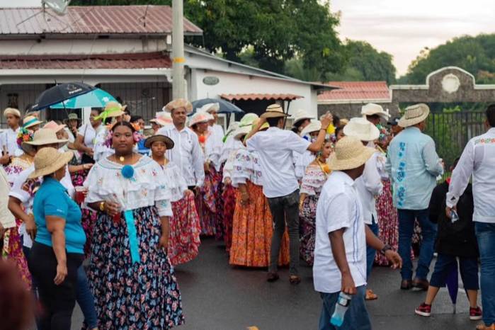 Organización confirma suspensión del Desfile de la Pollera Picarona Antonera.
