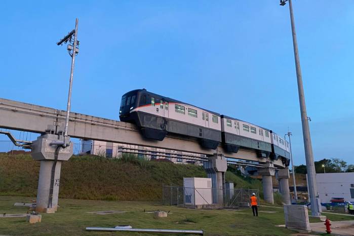 El Metro de Panamá ejecuta primera prueba del monorriel de la Línea 3