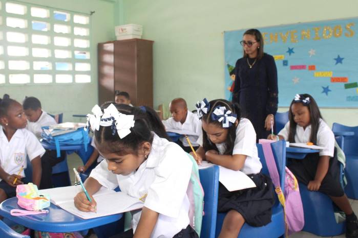 El calendario escolar del Meduca establece las fechas de culminación del año lectivo 2025.
