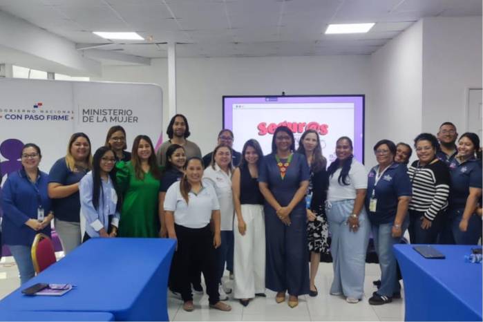 Capacitan a funcionarios y líderes comunitarios para enfrentar la violencia digital en Panamá.