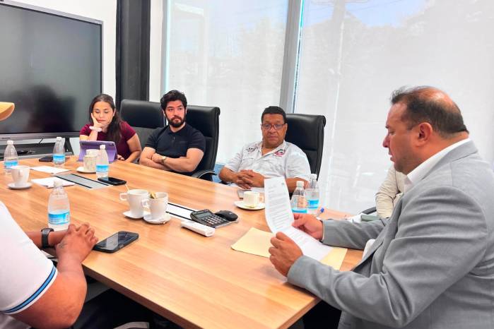 El Gobierno acuerda la comercialización de 3 mil cerdos para aliviar la sobreproducción