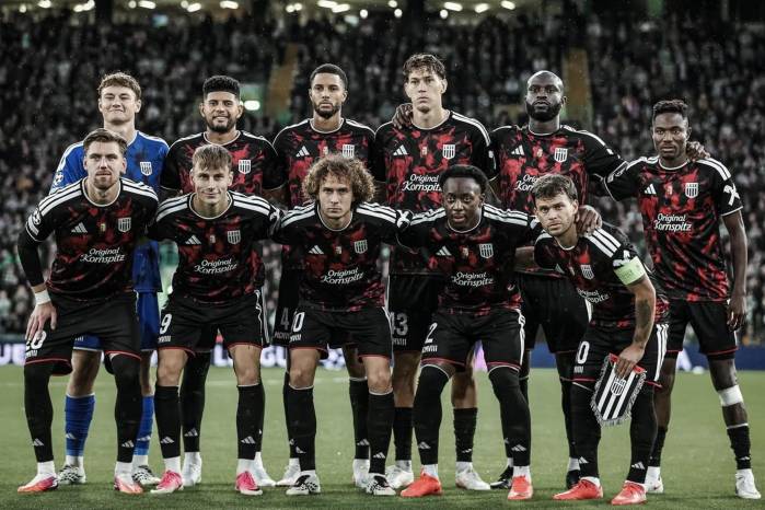 Andrés Andrade y el LASK jugarán la fase de liga de la Champions League 2026-2027.
