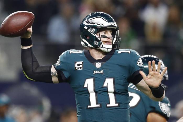 El veterano Carson Wentz.