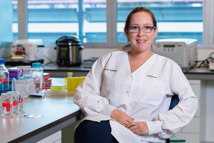 Doctora María Beatriz Carreira, científica panameña especializada en neurociencias.