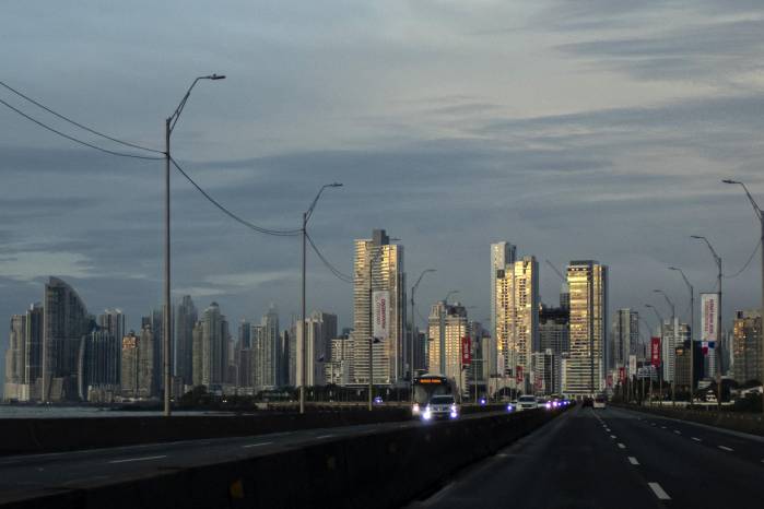 Entre disciplina fiscal y deuda creciente: el Ejecutivo traza su hoja de ruta contra el déficit.