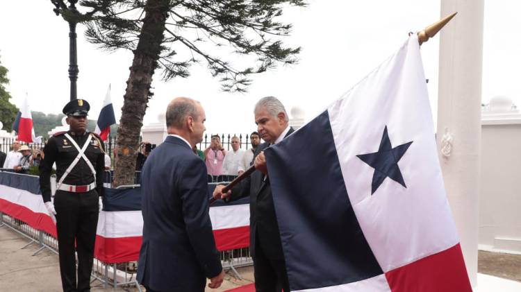 Panamá celebra 122 años de vida republicana