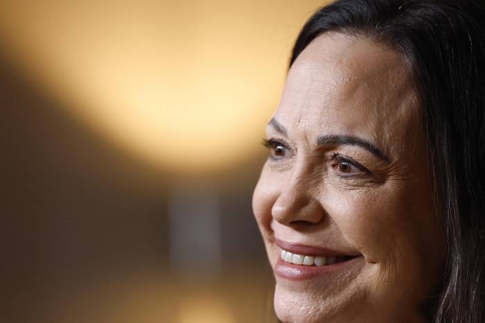 Machado dijo que también deberá hacer visitas a médicos antes de volver a Venezuela.