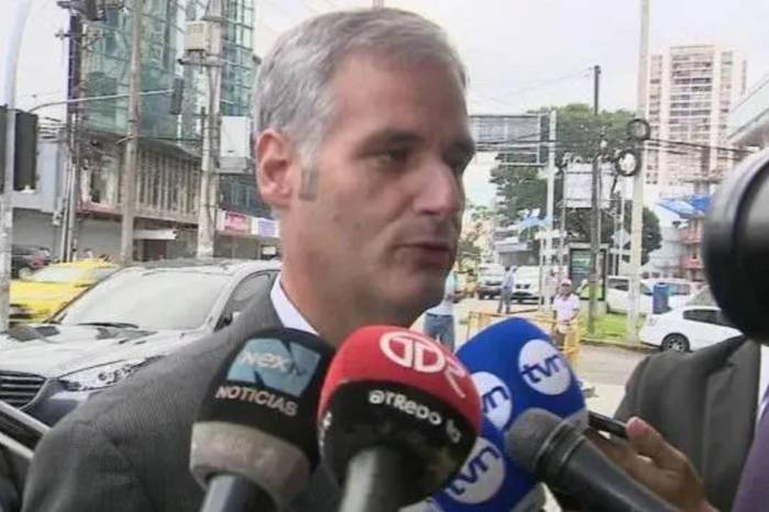 La audiencia aportó contexto sobre la evolución de empresas y relaciones bancarias relacionadas al exministro Demetrio Papadimitriu evaluadas por el tribunal.