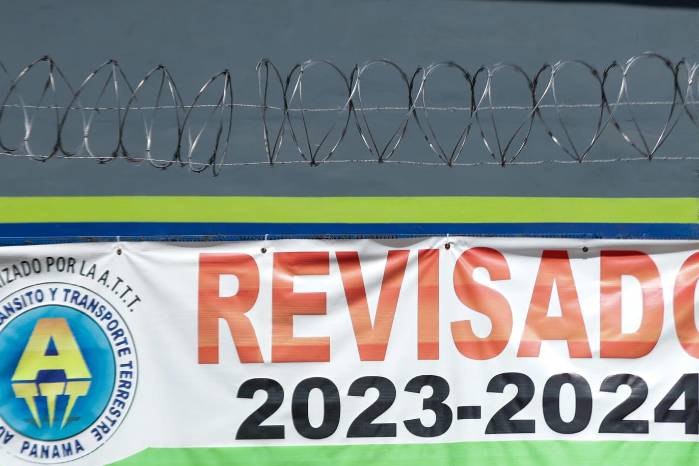 La ATTT ya ha recibido quejas y denuncias por casos de talleres que no realizan una revisión real del vehículo.