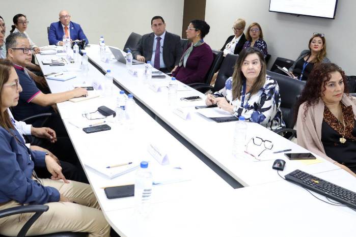 El equipo técnico de Guatemala y los funcionarios del Gobierno de Panamá se reúnen hasta el 28 de agosto.
