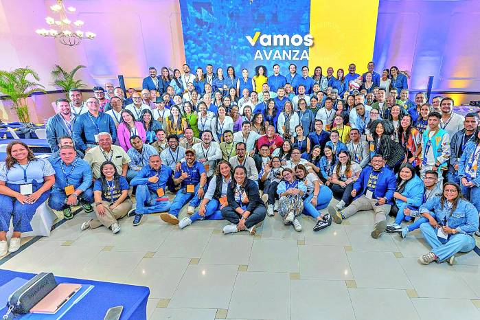 Entre Washington y Pekín, el coqueteo de los diputados independientes