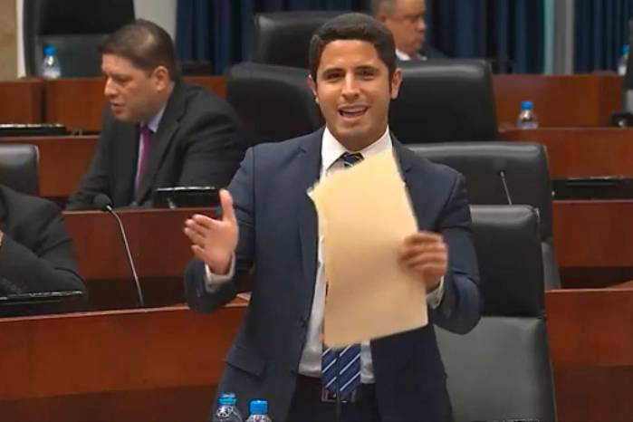 El intento de rescate fue encabezado por el diputado José Pérez Barboni.