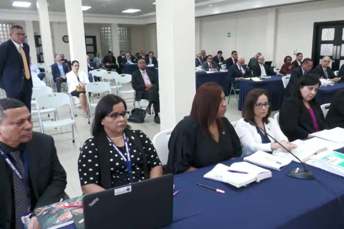 El tribunal escuchó un informe que certifica el origen lícito de fondos utilizados por Navin Bakta ayer lunes.